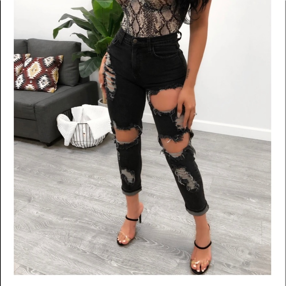 Laura’s boutique mom jeans